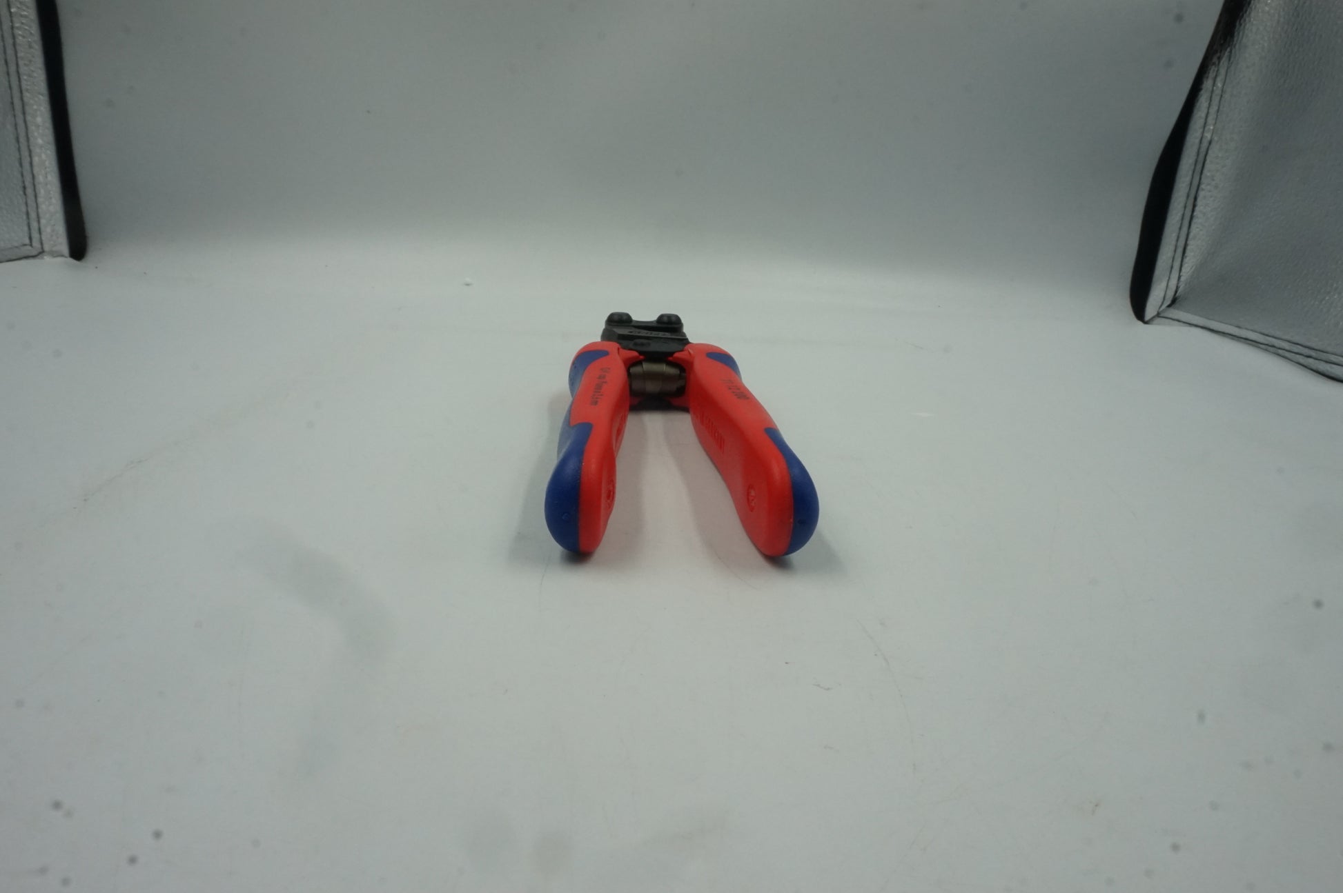 Knipex 200mm/8" compact bolt cutter 71 12 200