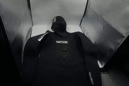 3.5mm SEAC neoprene hooded wetsuit size M