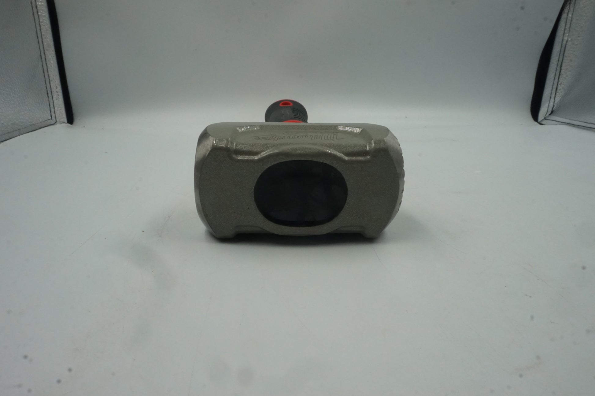 Milwaukee 3Ib fiberglass club drilling hammer 48-22-9310