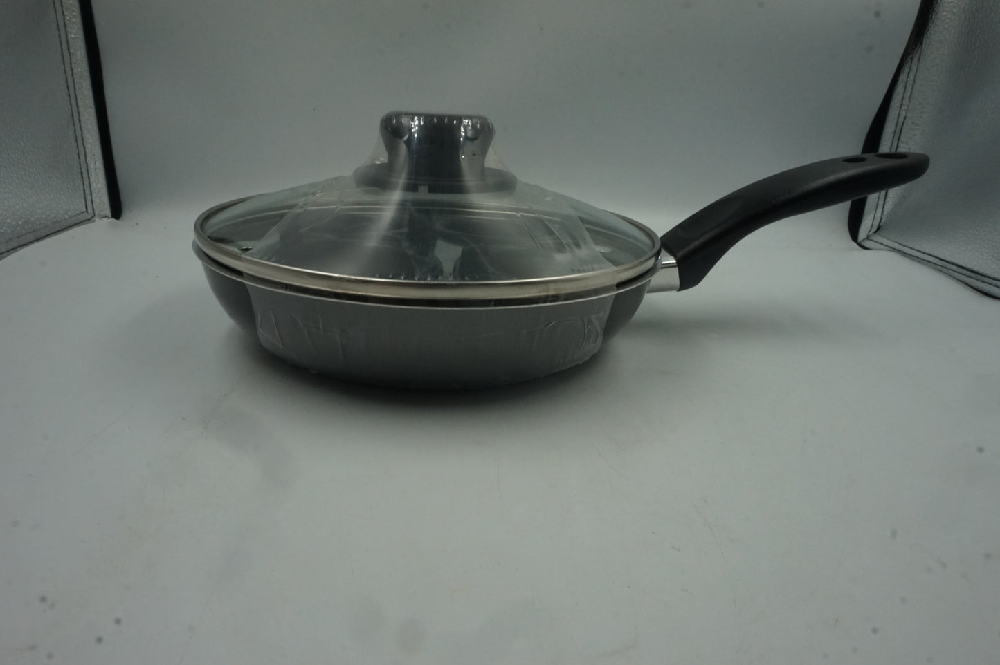 non-stick 4 cup poached egg pan