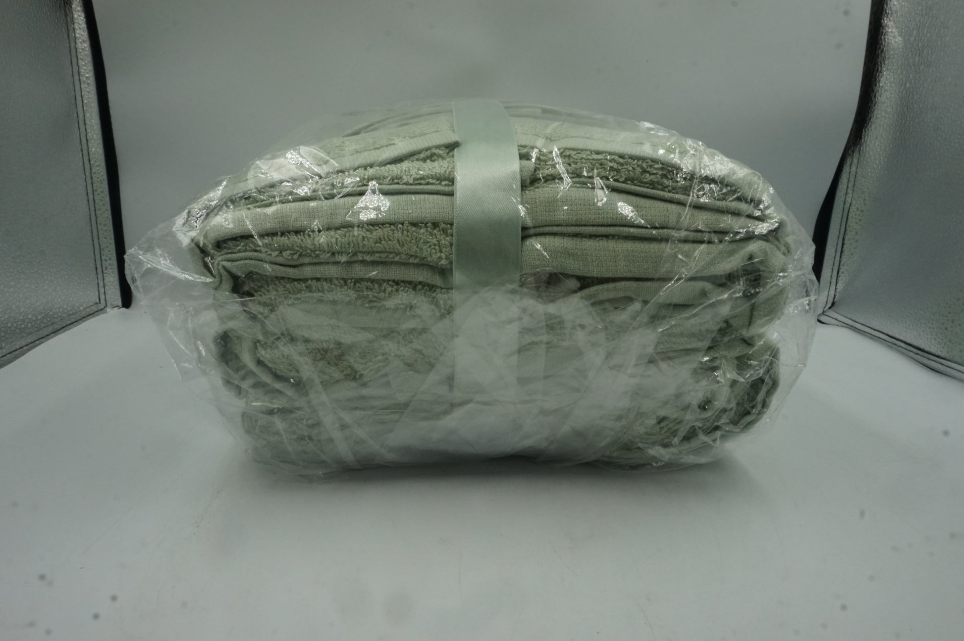 azzoro 10 piece Egyptian towel bale