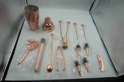 unbranded cocktail shaker set