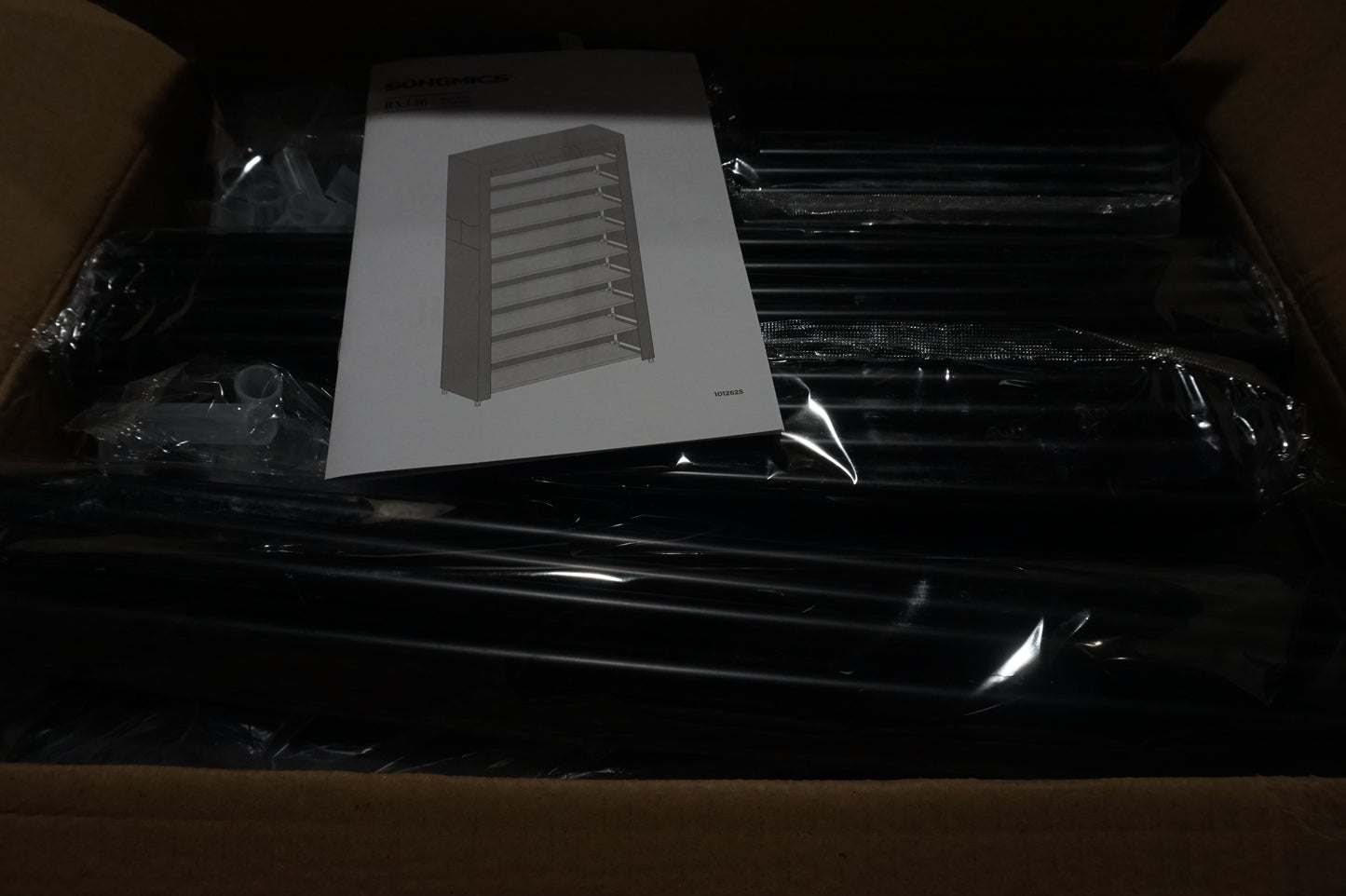 SONGMICS Dust proof shoe rack- grey