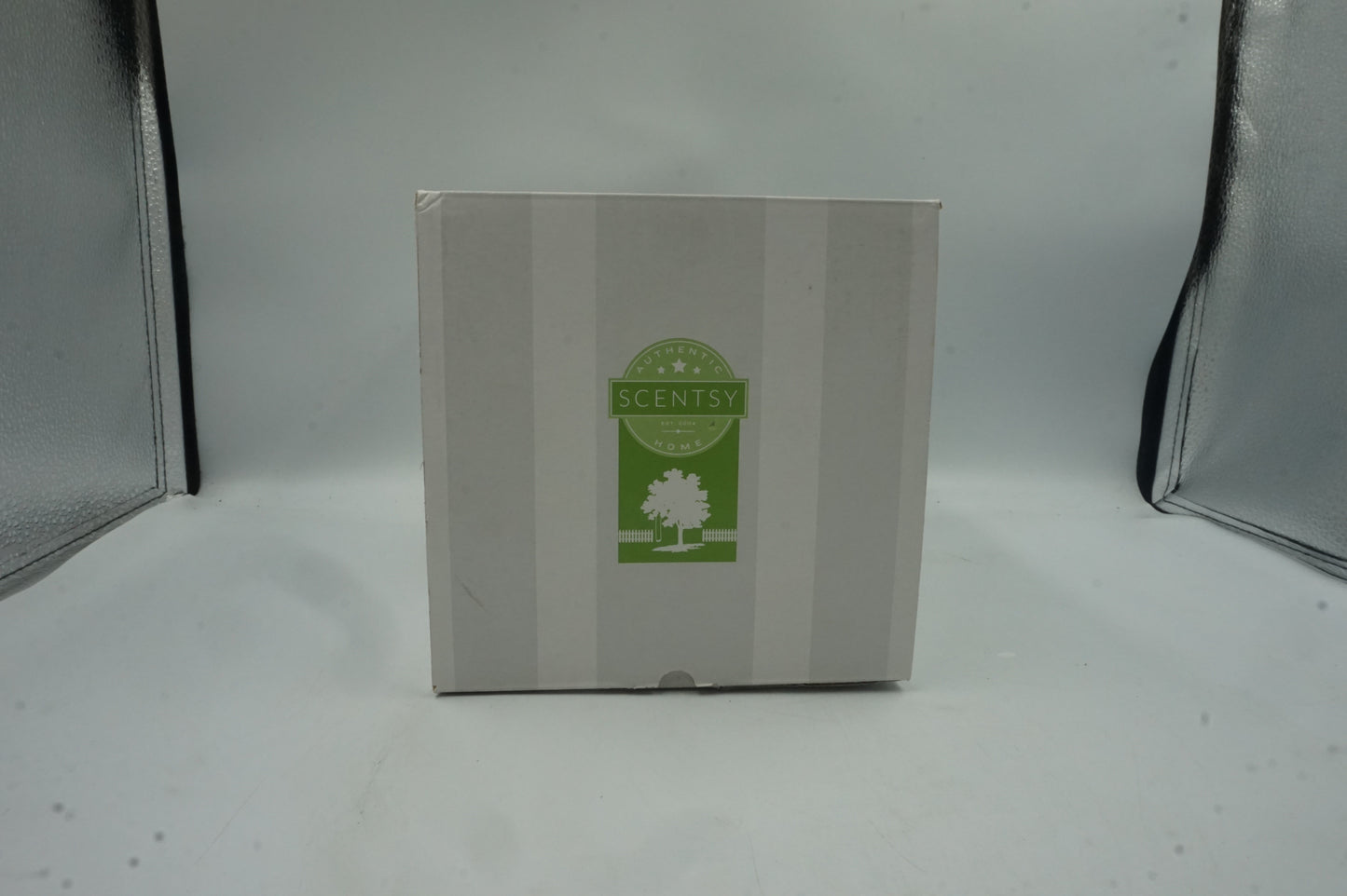 Scentsy twinkle wax melt lamp warmer