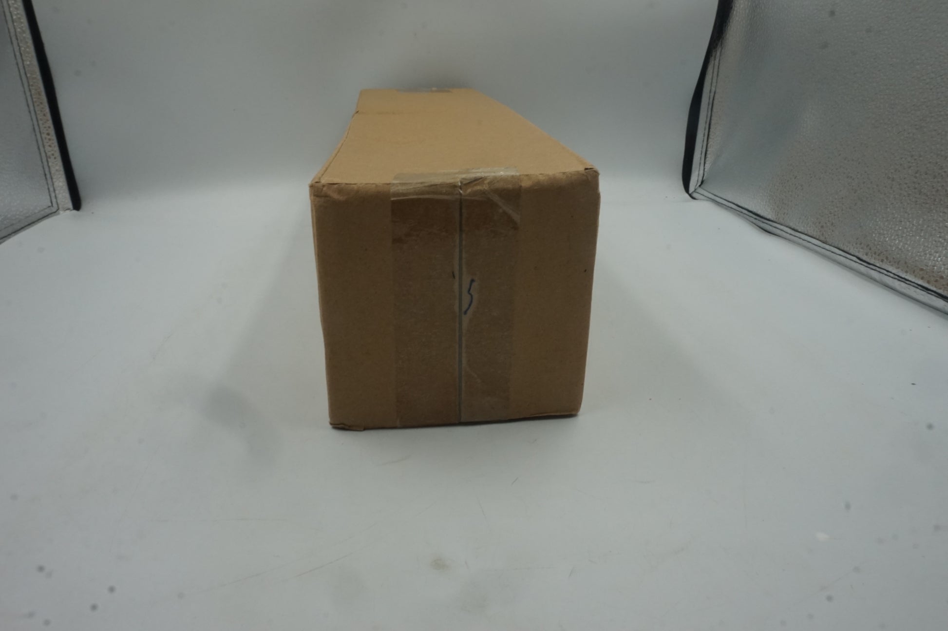 set of 6 blue and green leather placemats 44X37cm and coasters 13.5X11.5CM