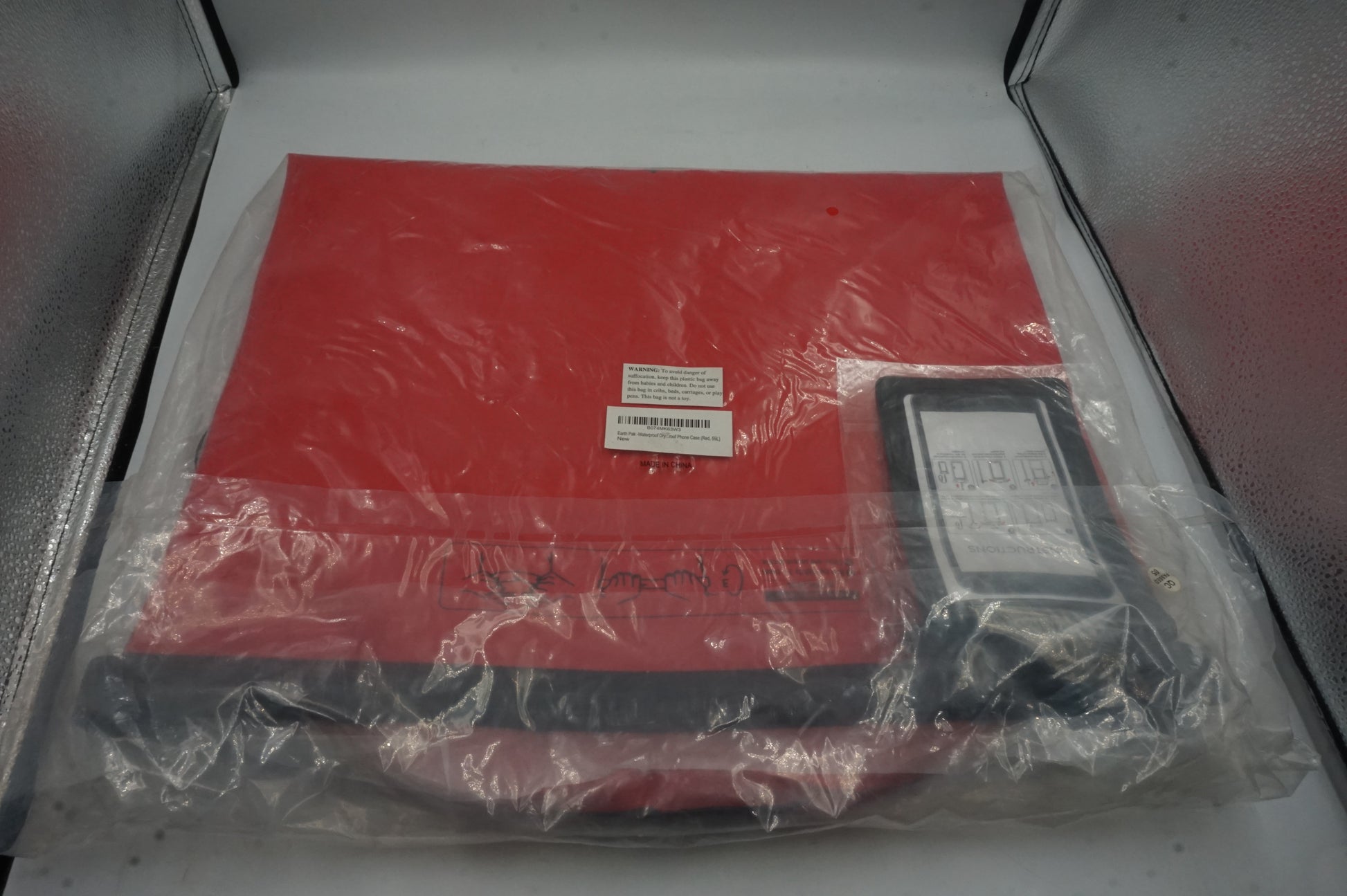 earth.pak original waterproof dry bag backpack 55L with waterproof phone case