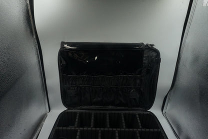 unbranded adjustable travel makeup case bag size L