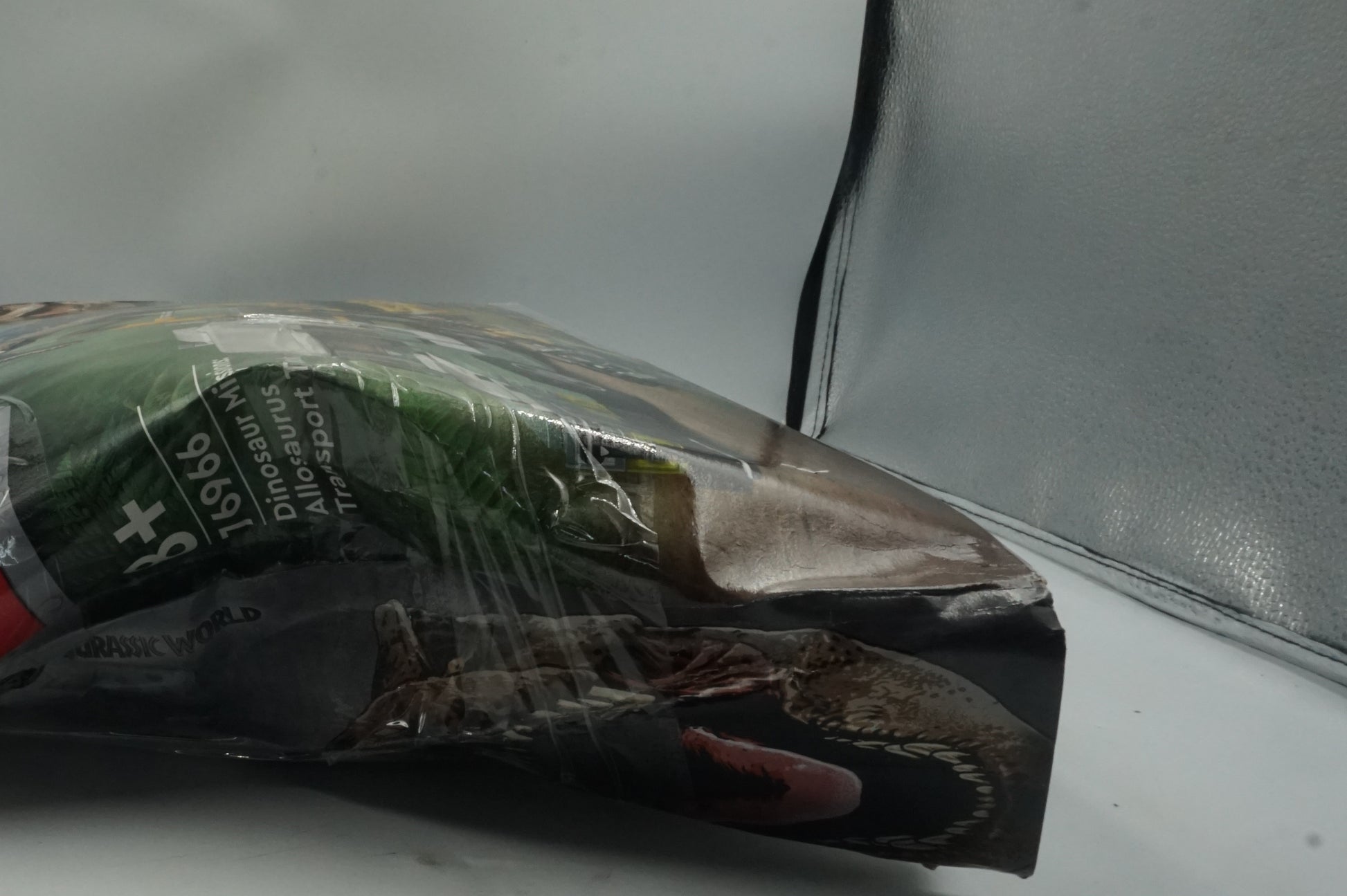 lego Jurassic world dinosaur missions allosaurus transport truck 76966