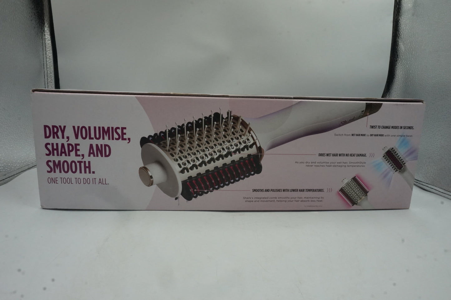 Shark smoothstyle heated brush and smoothing comb