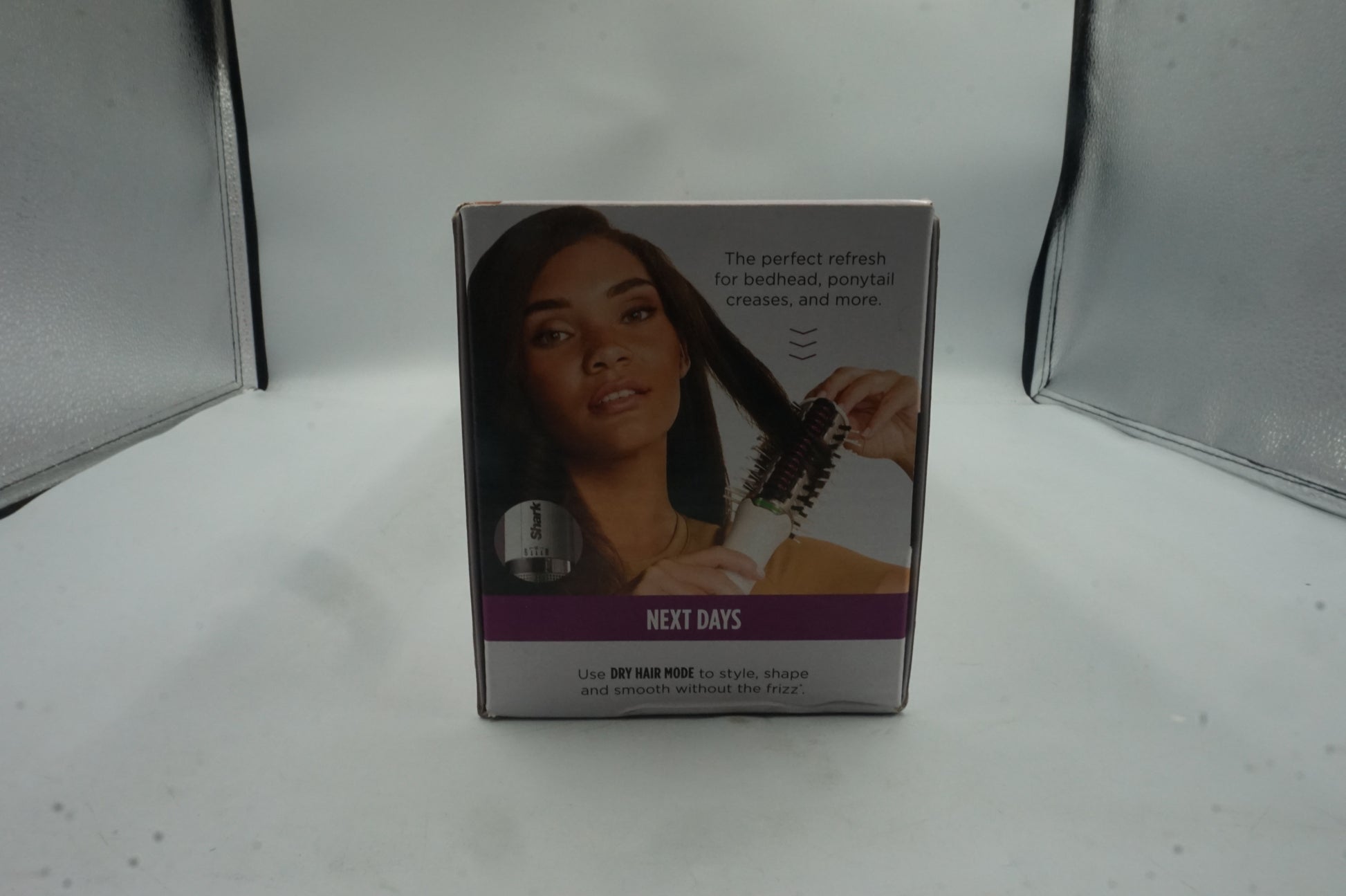 Shark smoothstyle heated brush and smoothing comb