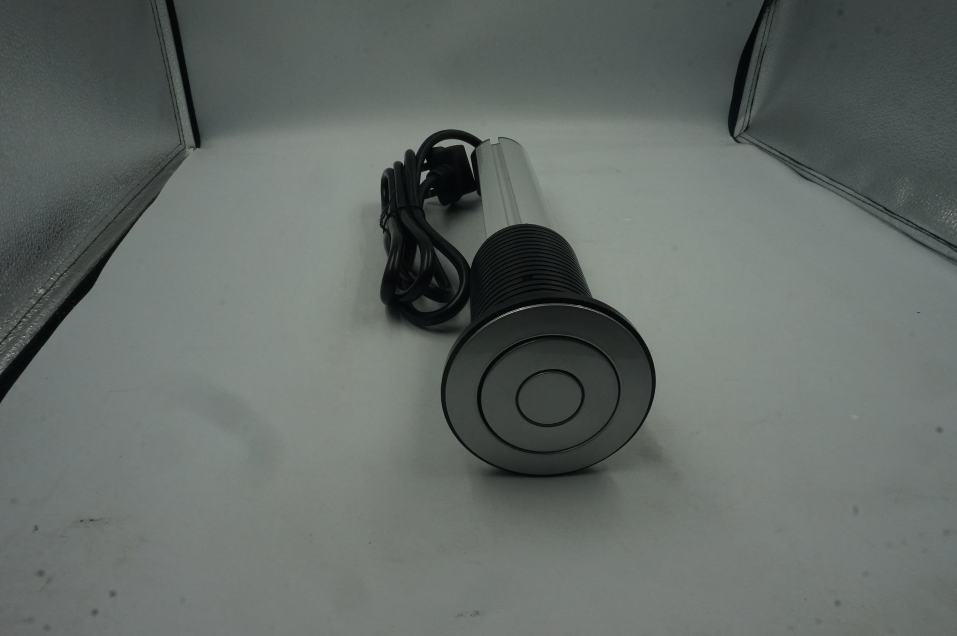 pull up power socket with 3 plugs, 2 USB ports and 1 USB-C port