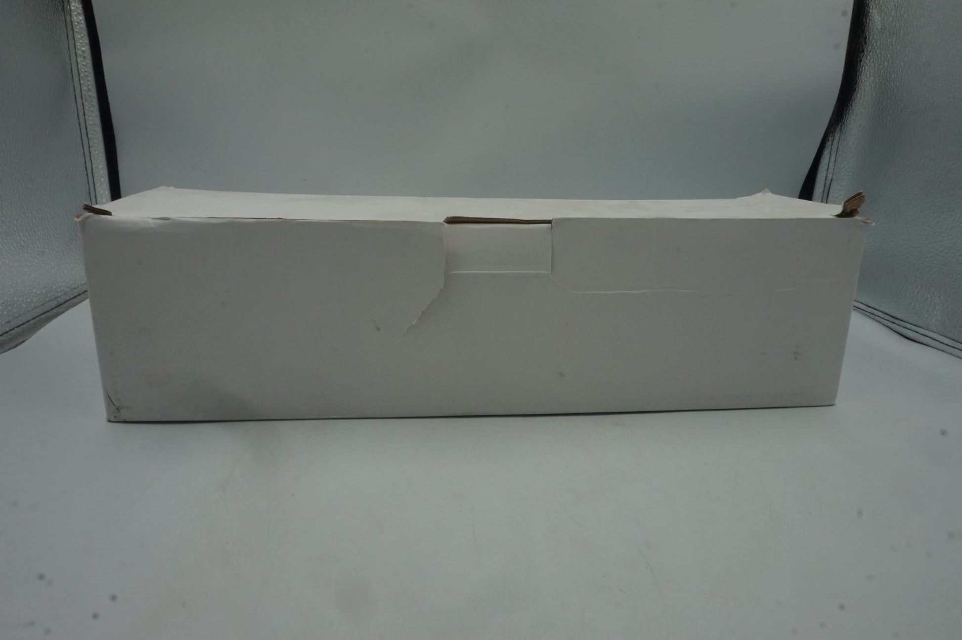 pull up power socket with 3 plugs, 2 USB ports and 1 USB-C port