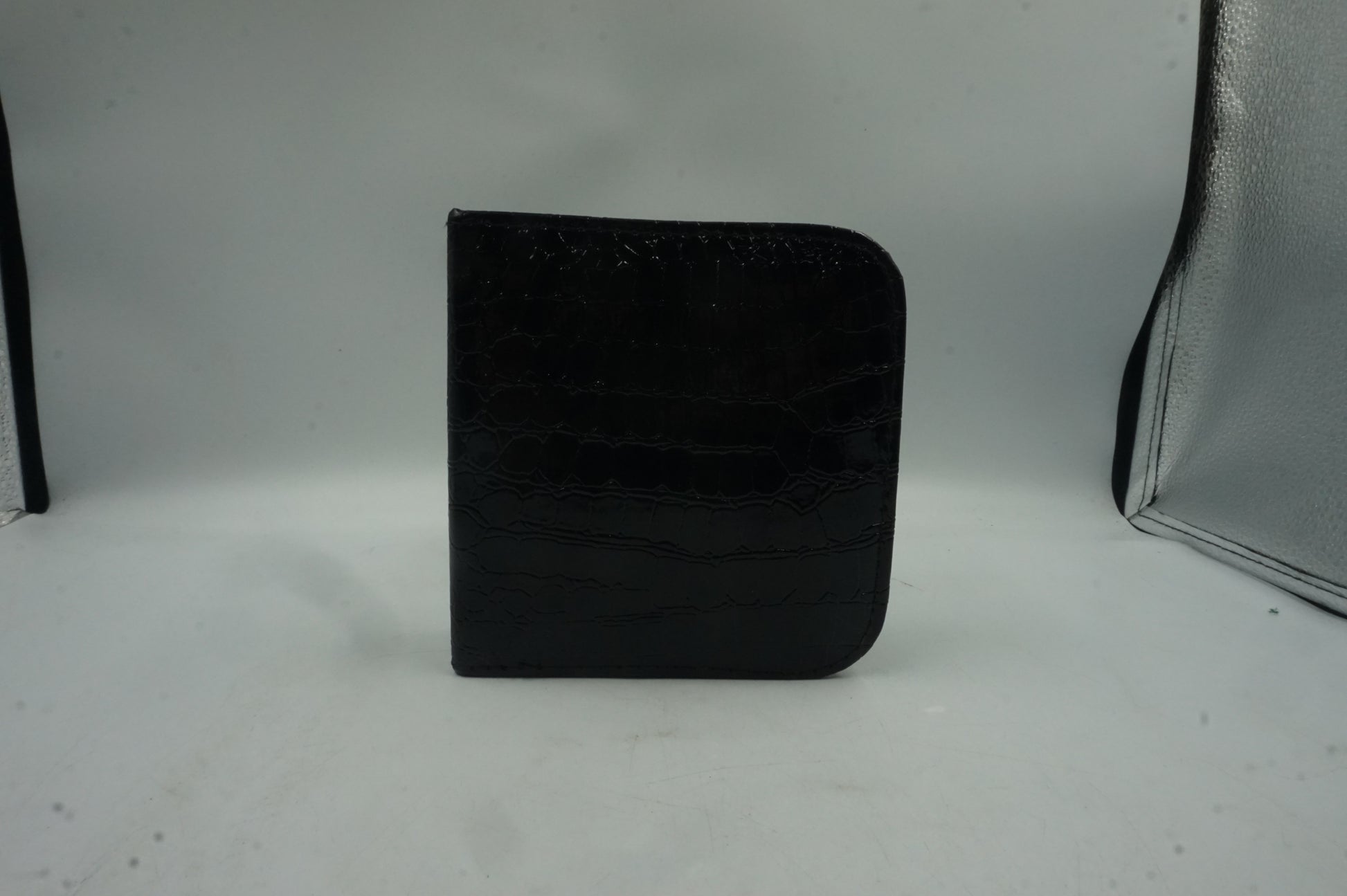 Shoe polish and cleaning travel case