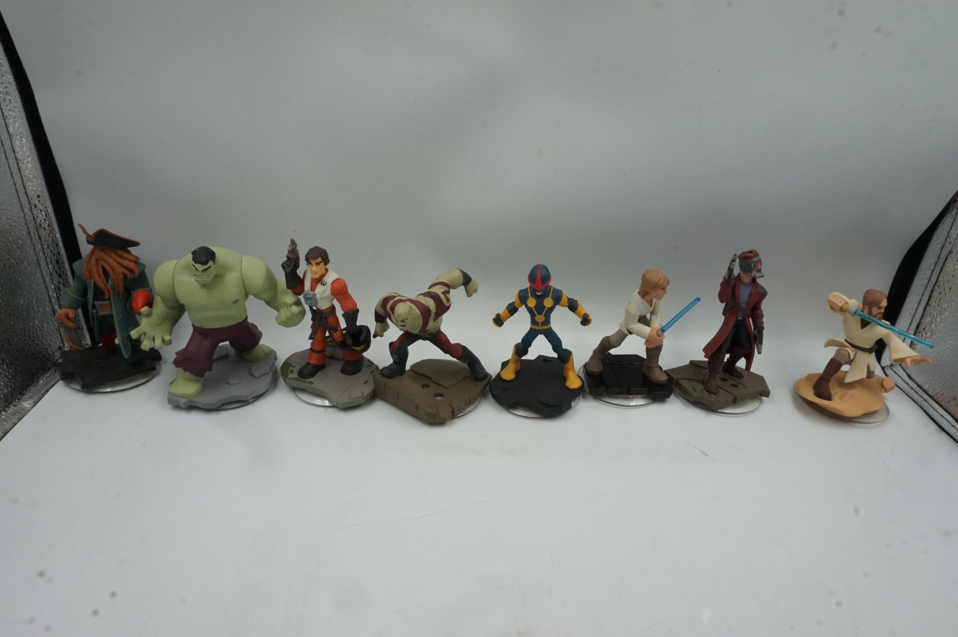 Job lot of 41 Disney infinity 1.0 2.0 & 3.0 figures