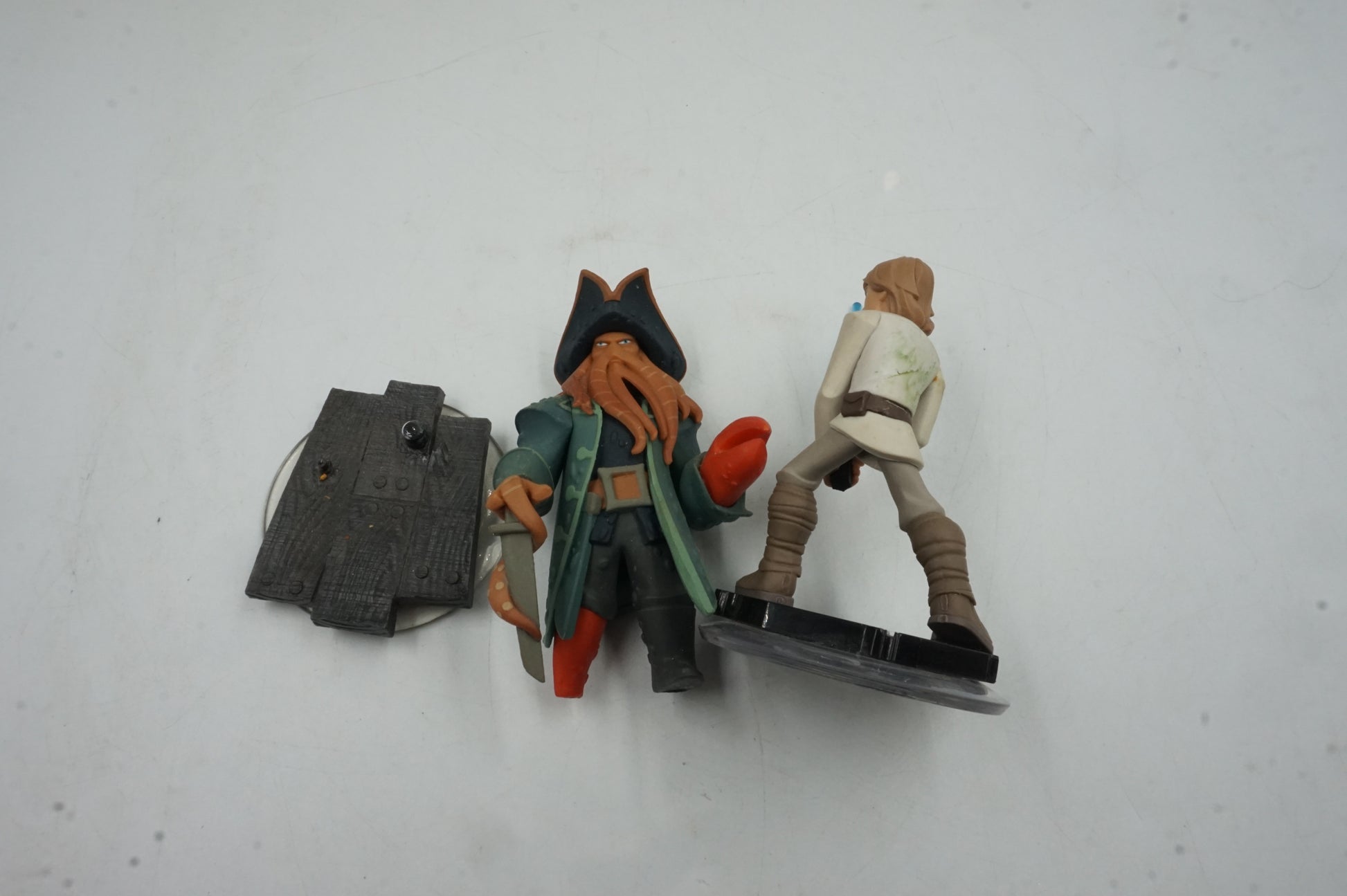 Job lot of 41 Disney infinity 1.0 2.0 & 3.0 figures