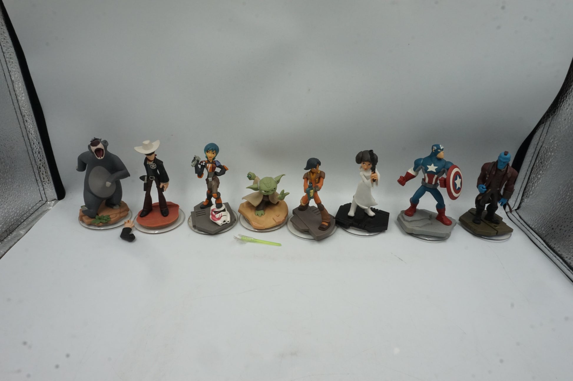Job lot of 41 Disney infinity 1.0 2.0 & 3.0 figures