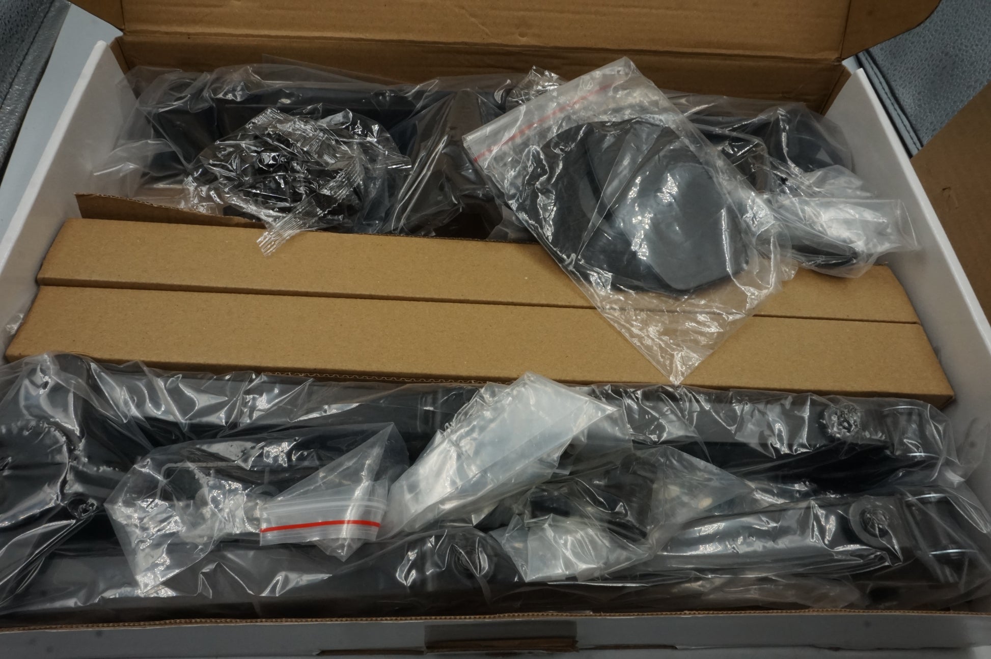 Audizio dual monitor arm CMA20L