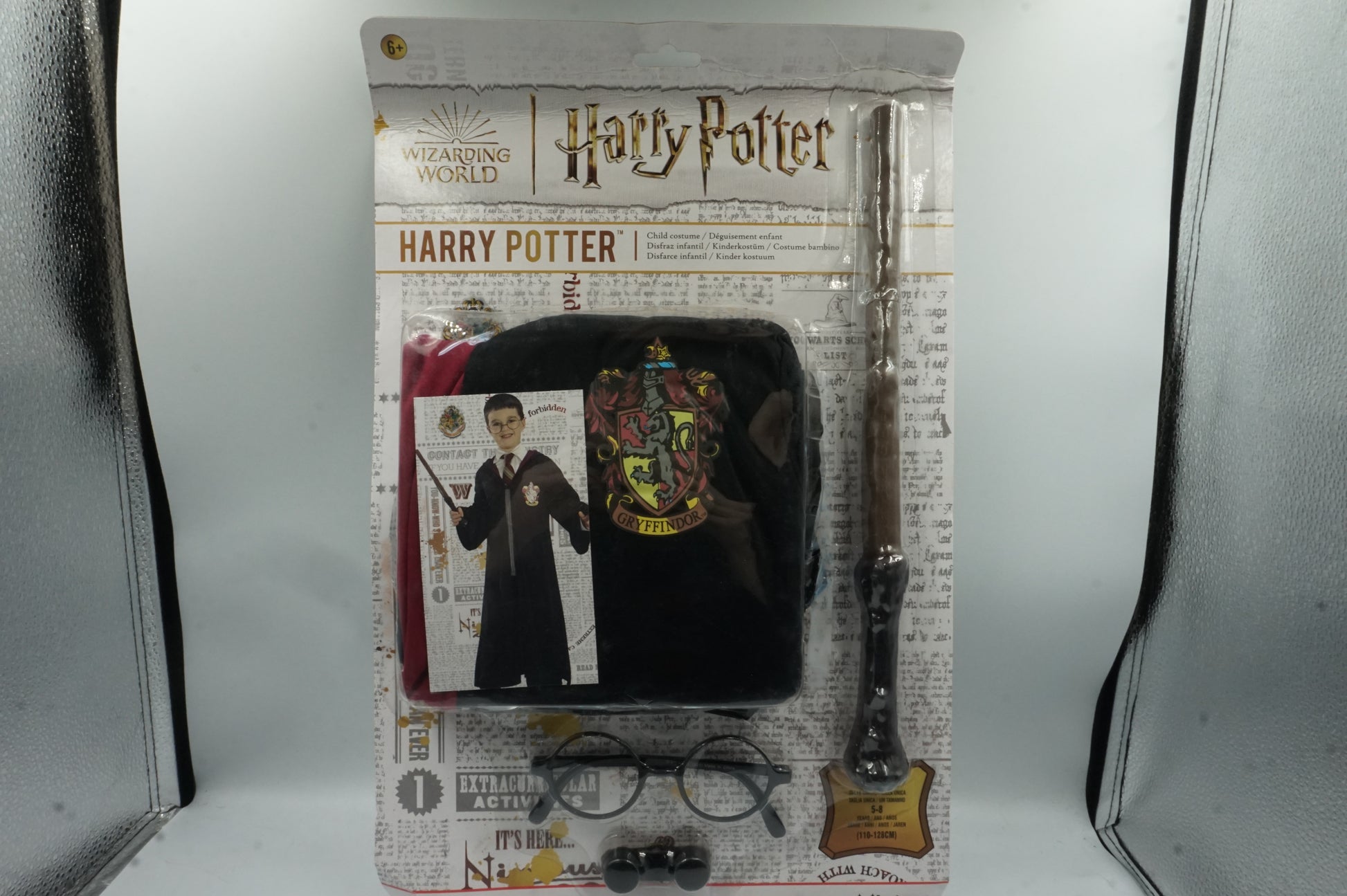 one sized Harry Potter Gryffindor child costume for 5-8 years