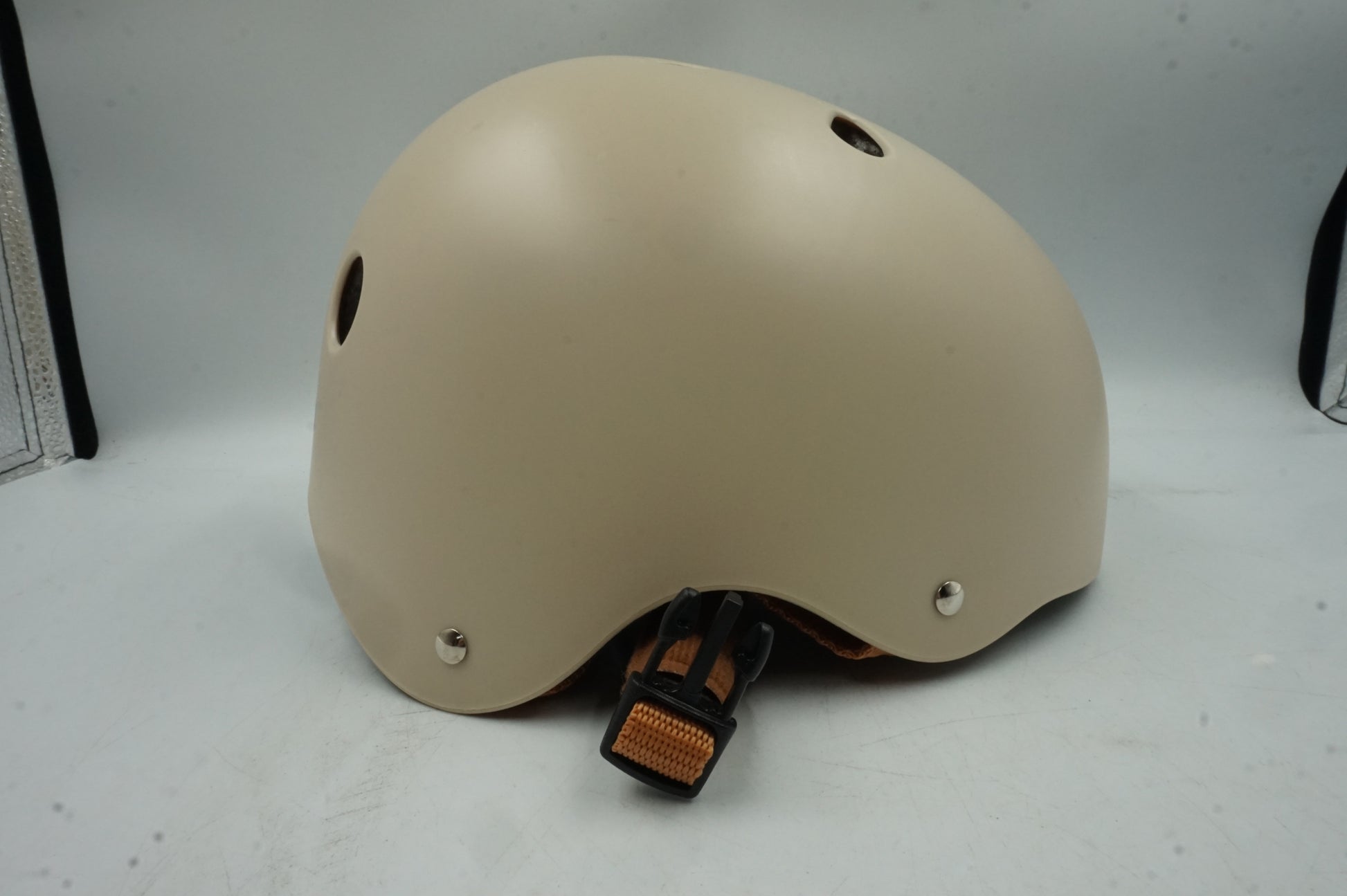 lionelo child's bike helmet