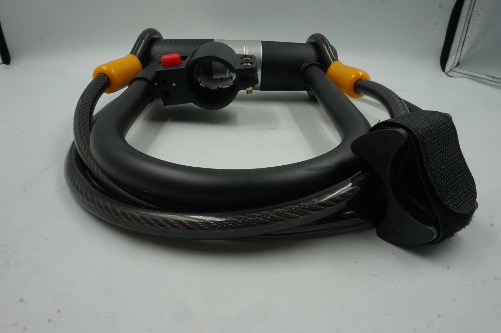 sigtuna heavy duty U-lock bike shackle and mount holder