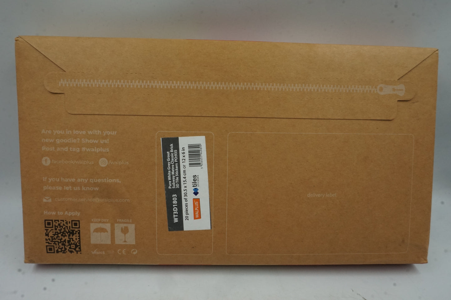 pack of 20 pieces of 30.5X15.4 (12X6") pure white Walplus 3D tile stickers WT3D1803