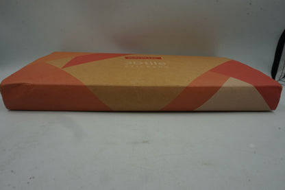 pack of 20 pieces of 30.5X15.4 (12X6") pure white Walplus 3D tile stickers WT3D1803