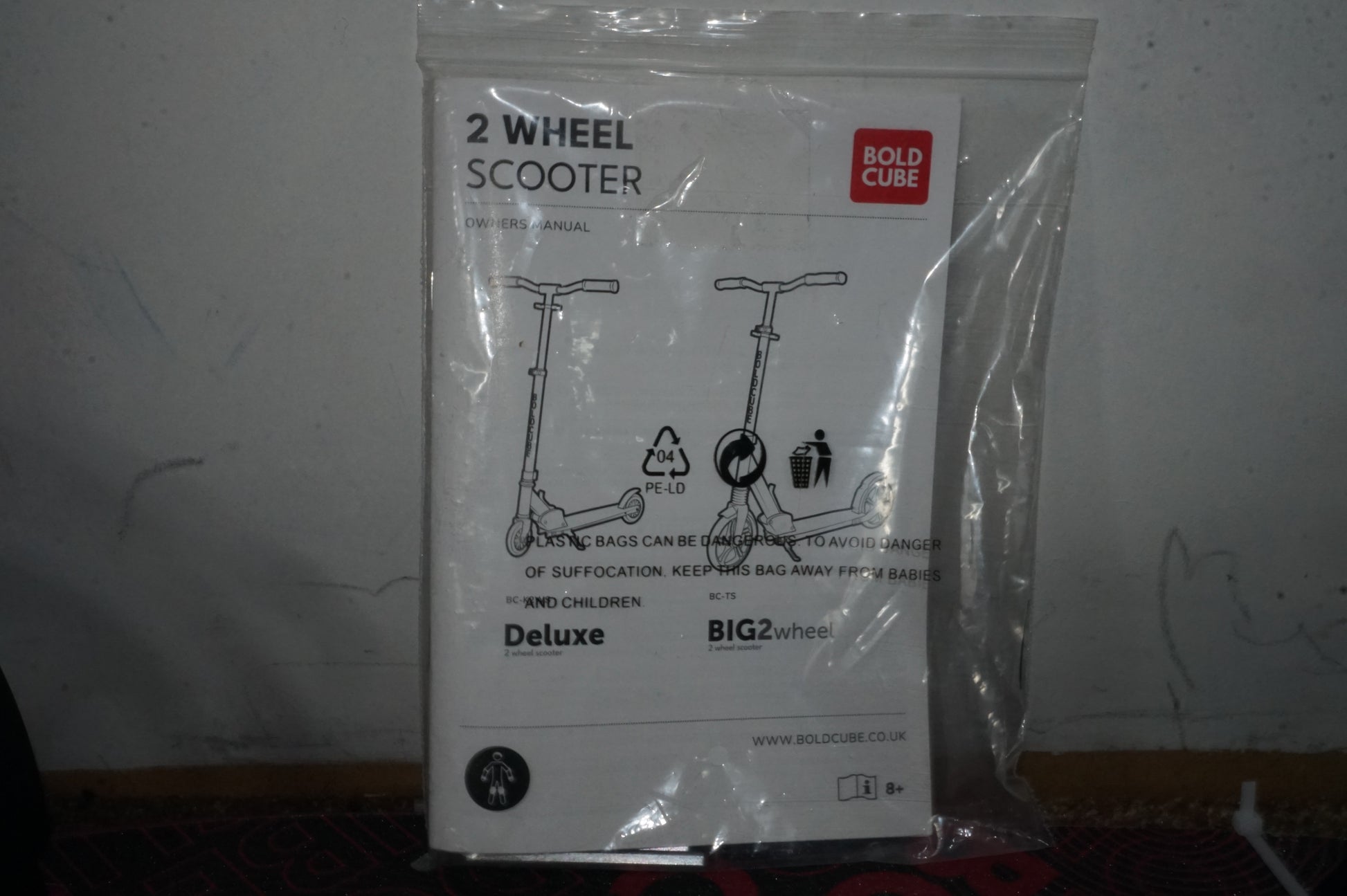 BoldCube magenta Big 2 wheel kids scooter