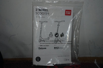 BoldCube magenta Big 2 wheel kids scooter