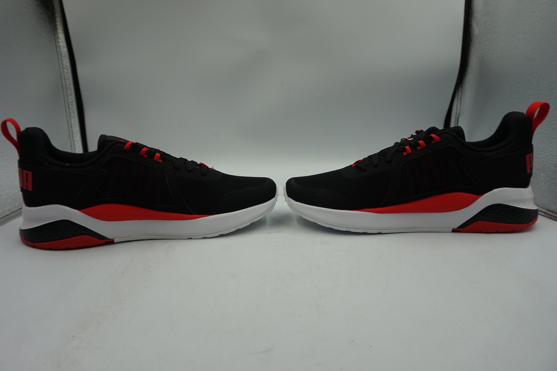 Puma unisex anzarun sneakers size UK 5