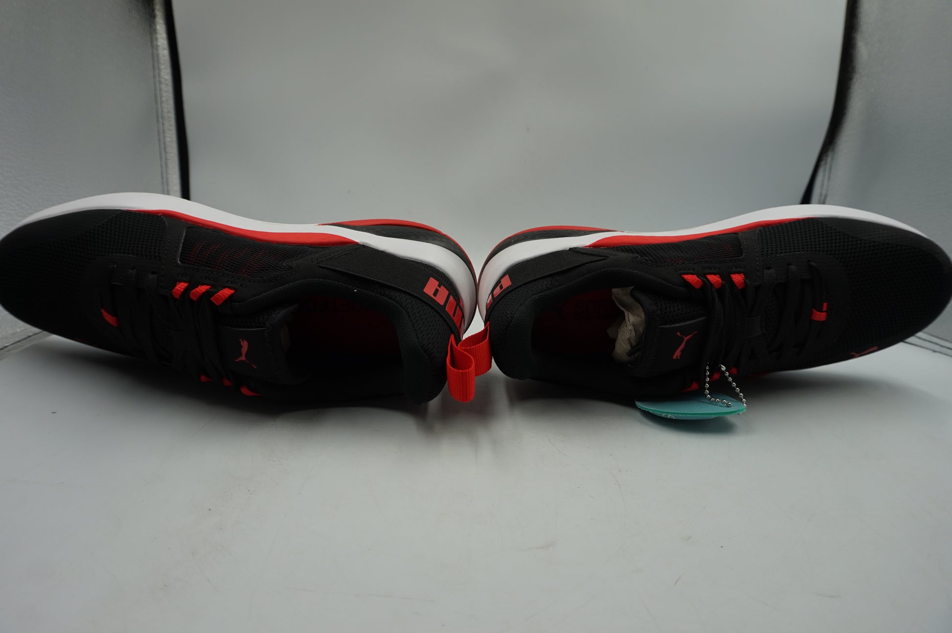 Puma unisex anzarun sneakers size UK 5