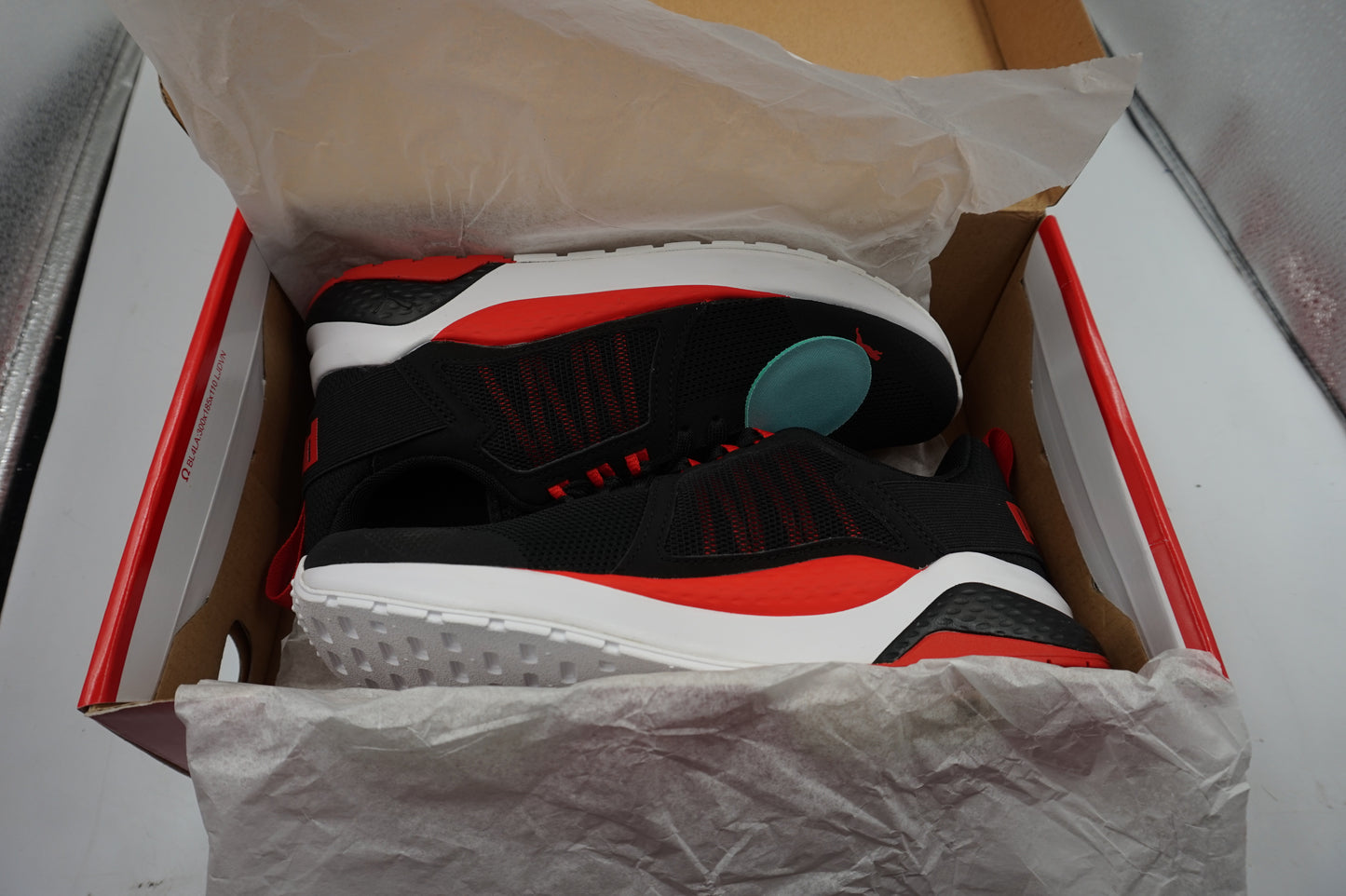 Puma unisex anzarun sneakers size UK 5