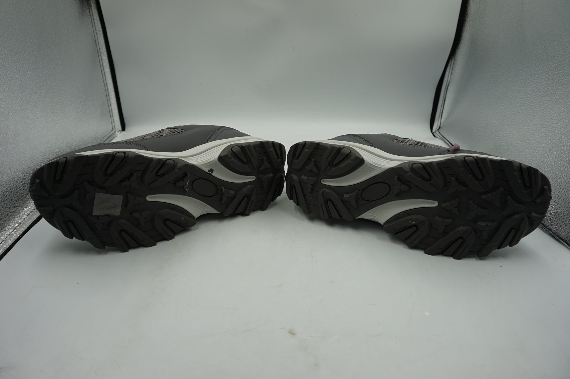 nortiv 8 dark grey women's hiking shoes SNHS243W UK size 7.5