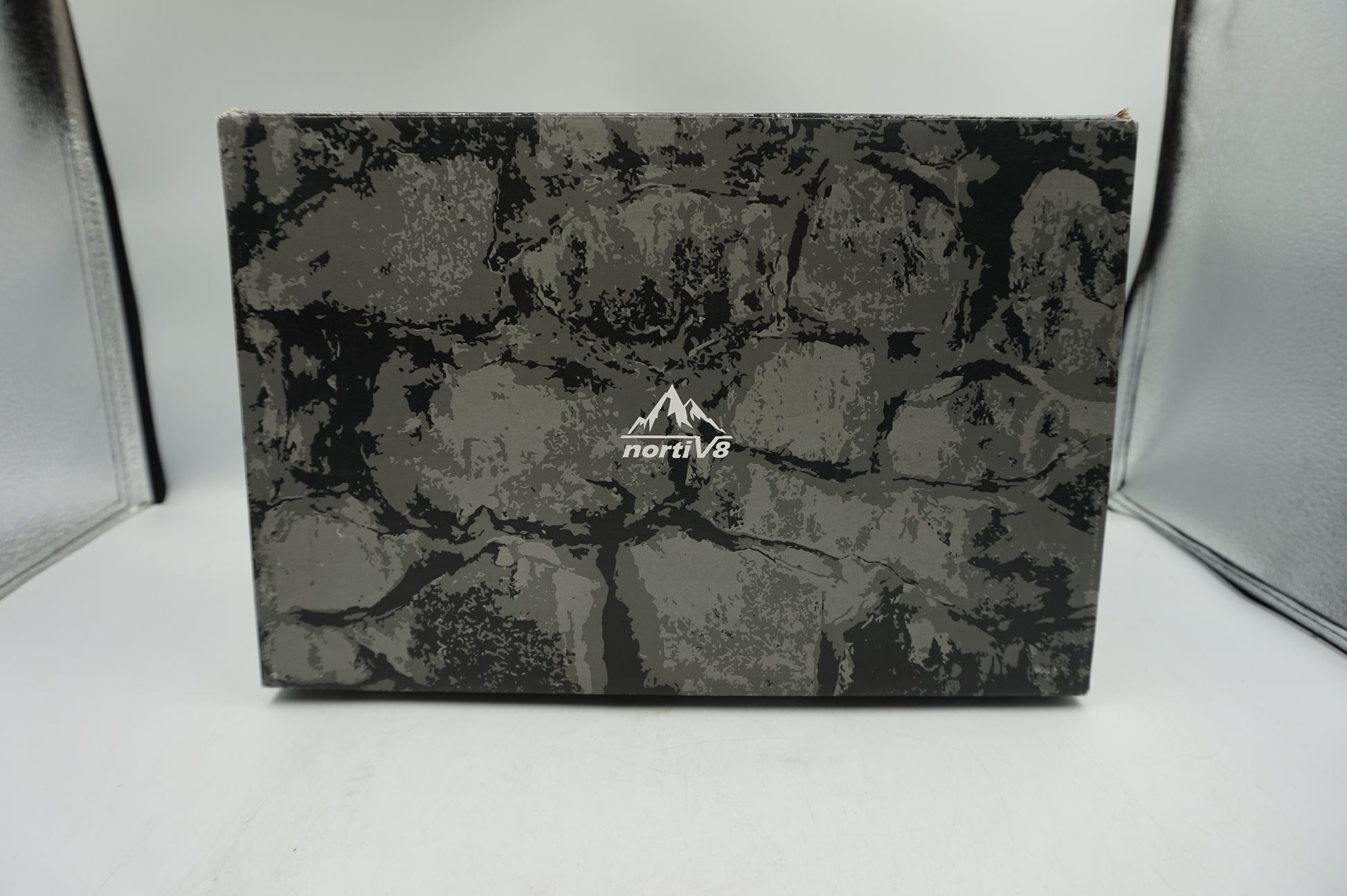 nortiv 8 dark grey women's hiking shoes SNHS243W UK size 7.5