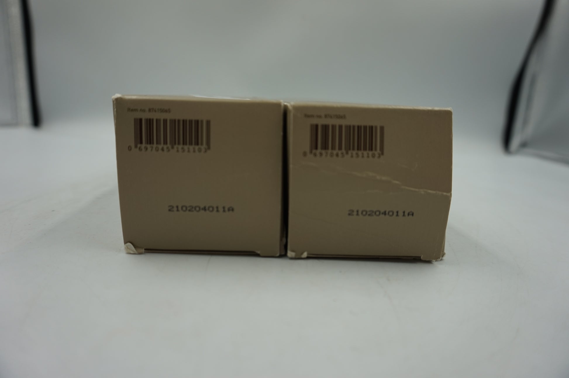 pack of 2 AHAVA time to energize mineral shower gel 200ml