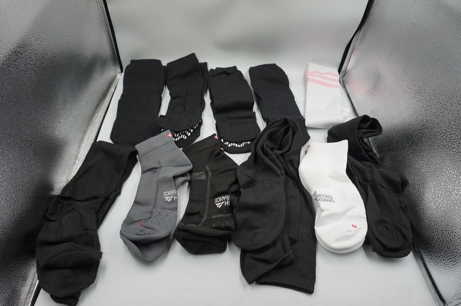 Mixed Job lot of ~96 pairs of various socks and tights