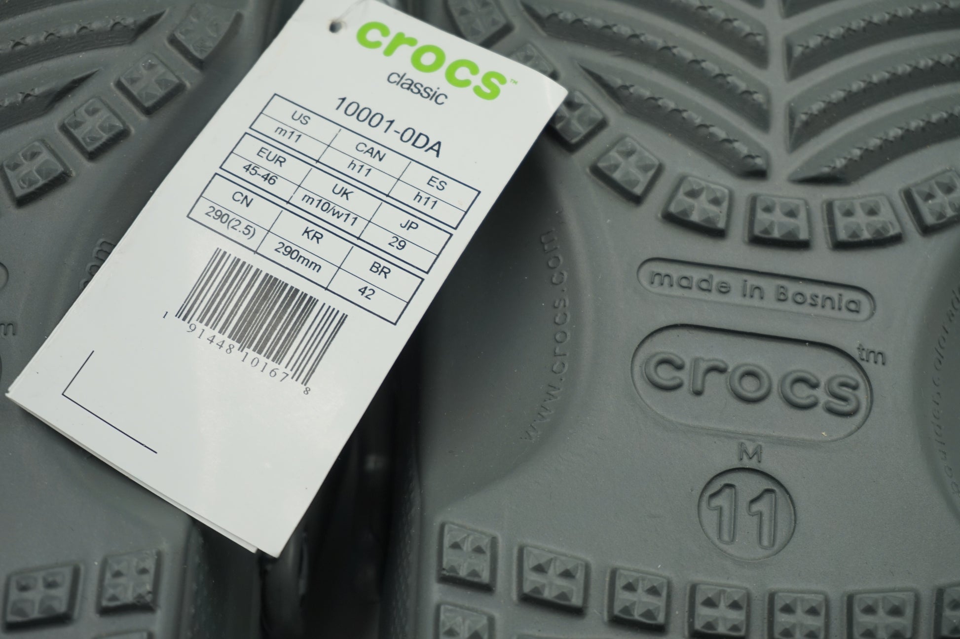 Crocs classic UK M10/W11