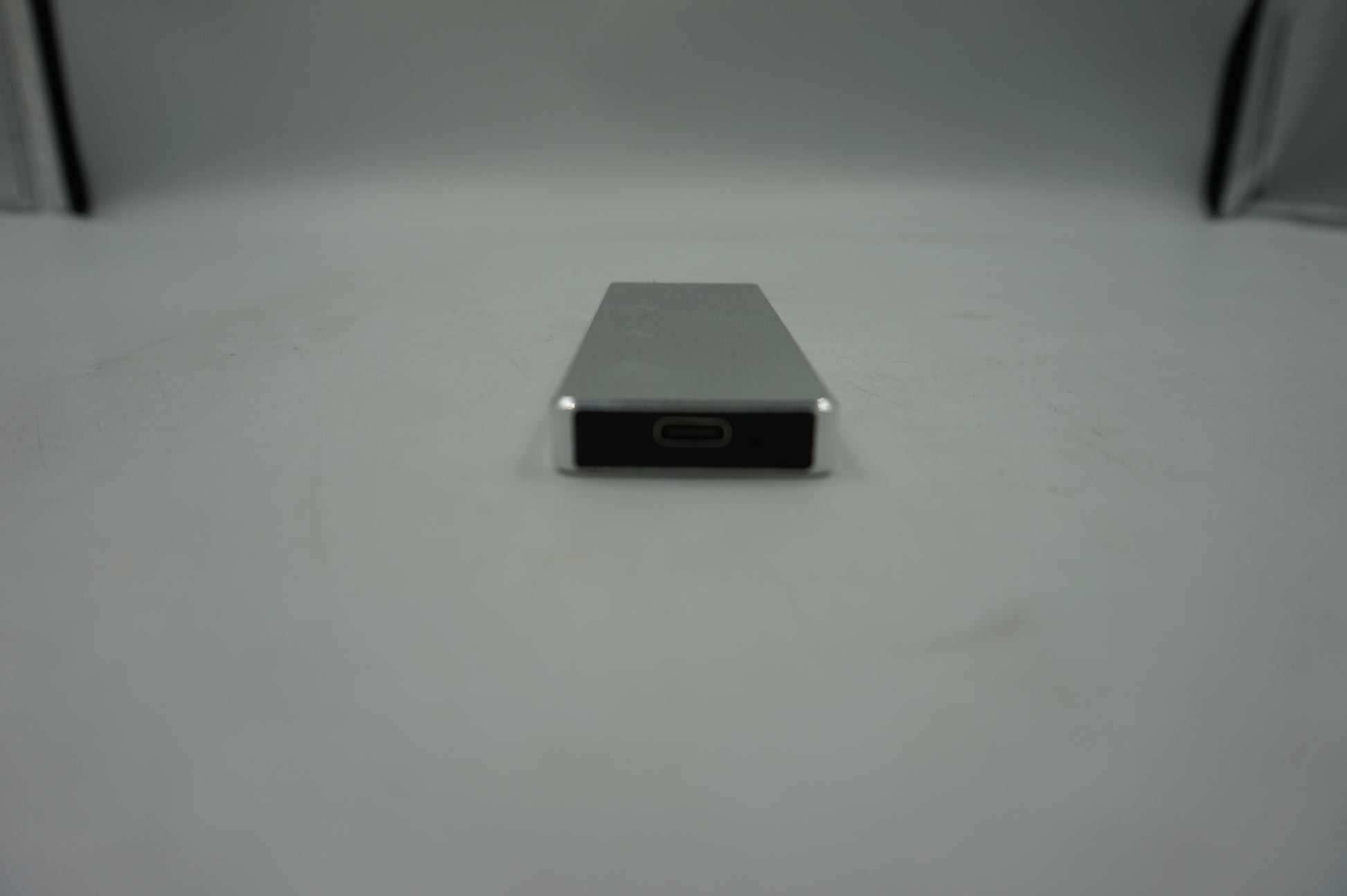 Portable USB type-C M.2 SSD 2TB SHL-R320