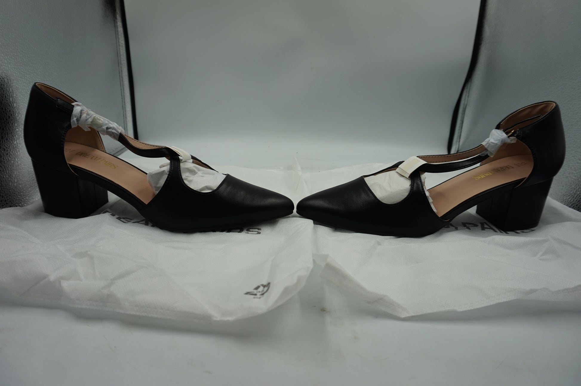 Dream pairs women's criss-cross pointed toe chunky heel shoes UK size 9