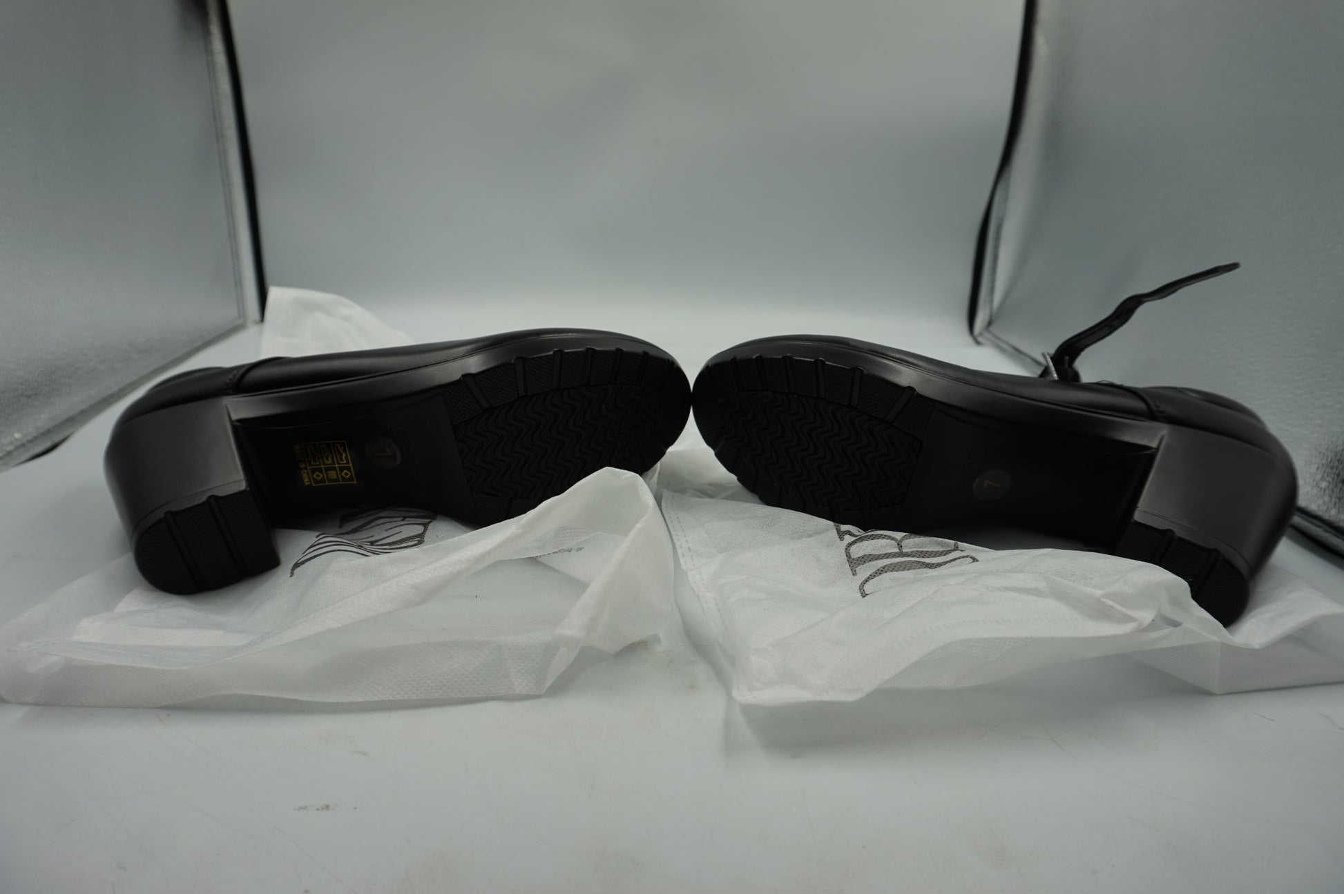 Dream pairs women's closed toe Mary jane pump heel shoe UK size 5