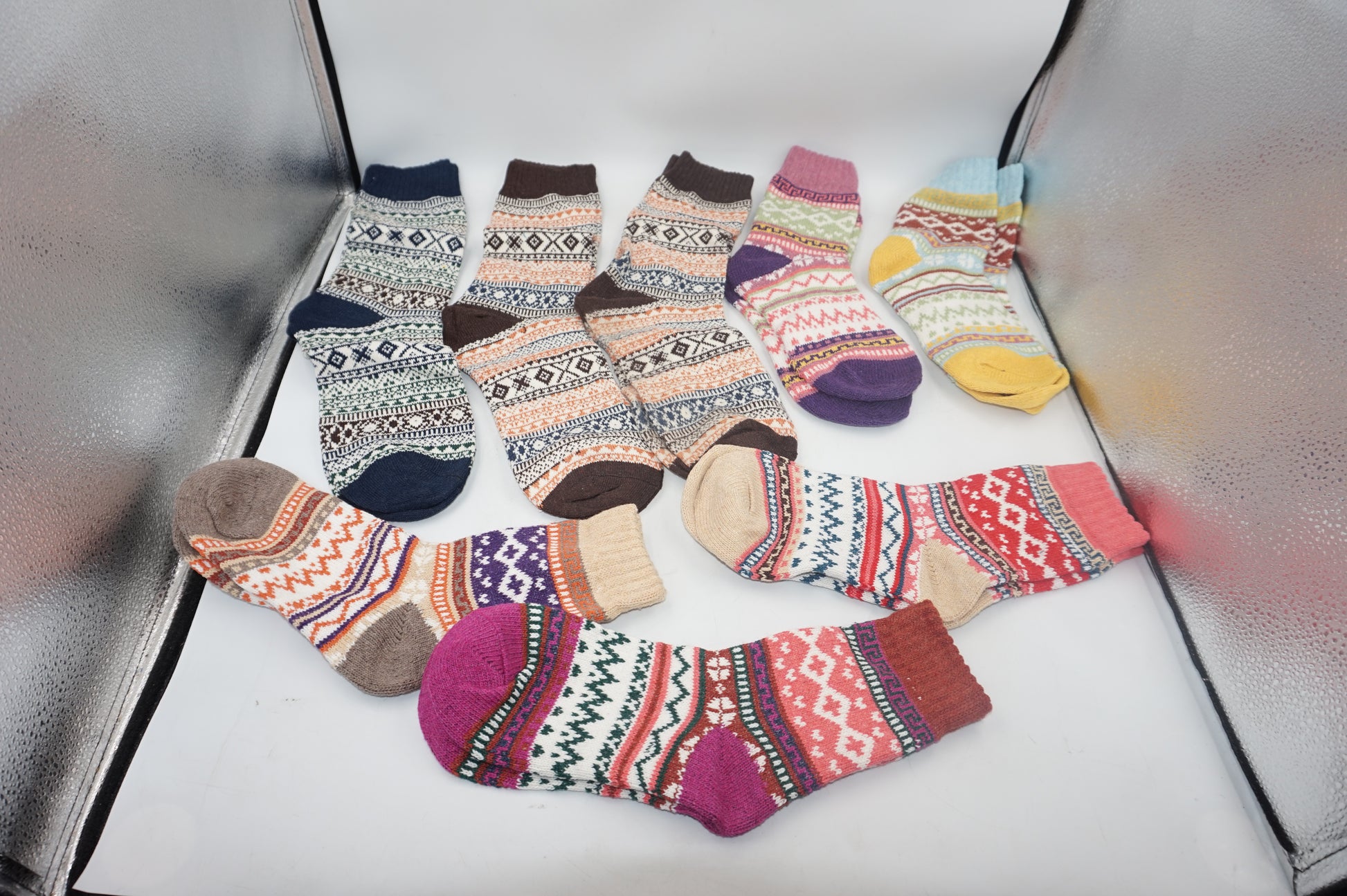 Job lot of ~125 pairs of various socks