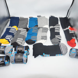 Job lot of ~125 pairs of various socks