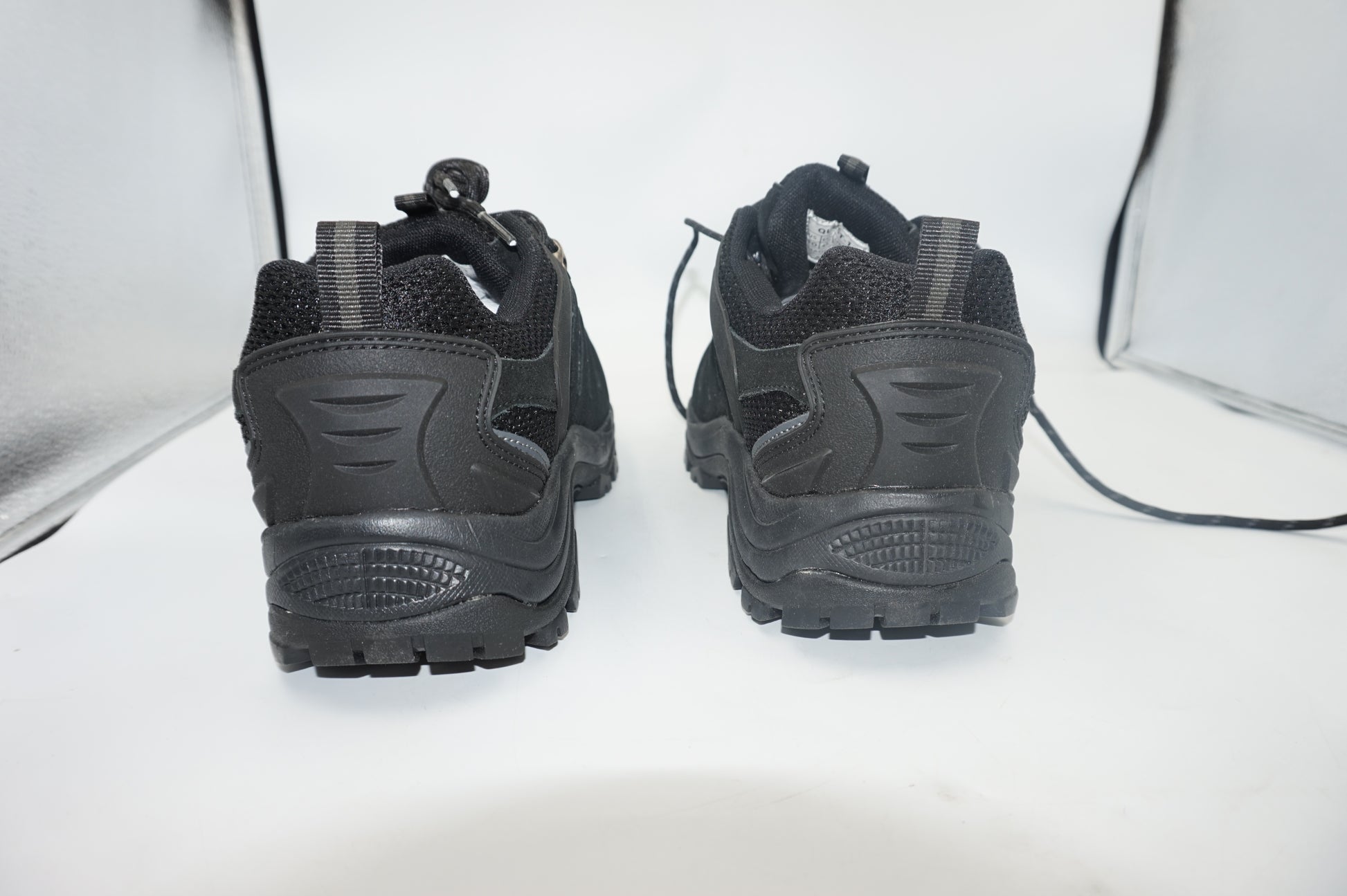 NortiV8 men's waterproof low-cut hiking shoes UK size 10 Quest-1