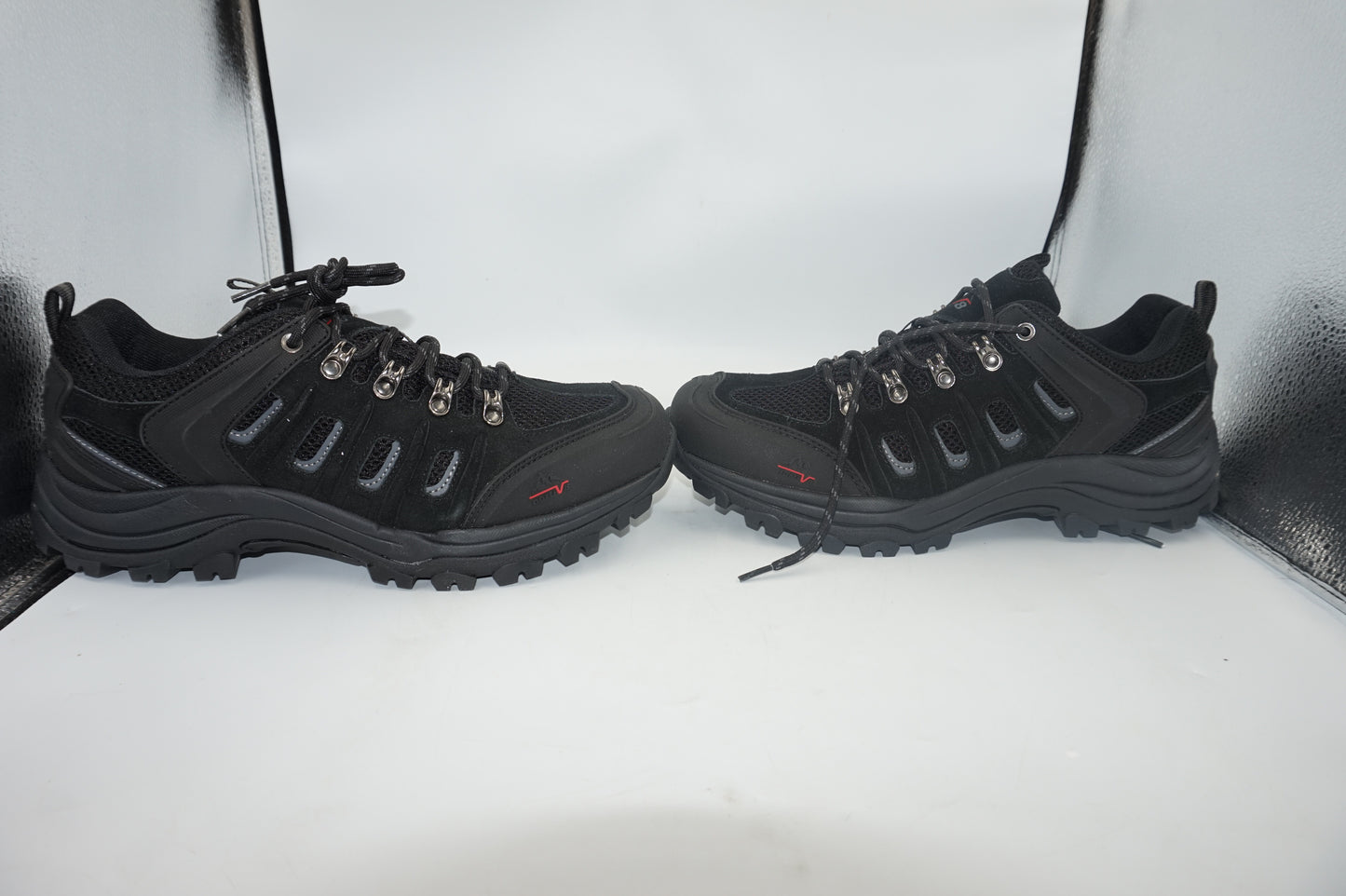 NortiV8 men's waterproof low-cut hiking shoes UK size 10 Quest-1