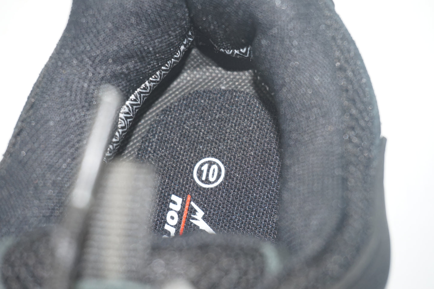 NortiV8 men's waterproof low-cut hiking shoes UK size 10 Quest-1