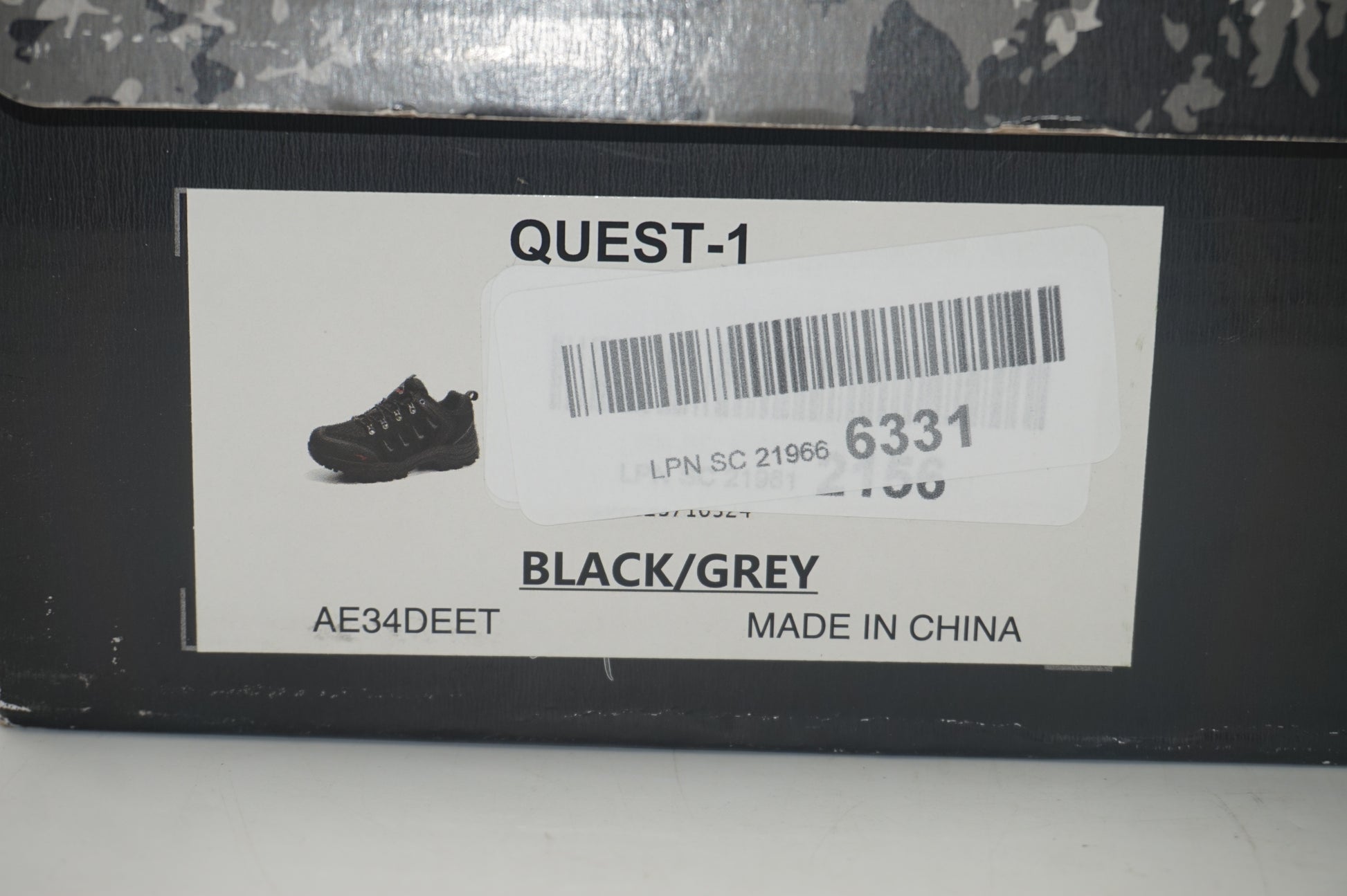 NortiV8 men's waterproof low-cut hiking shoes UK size 10 Quest-1