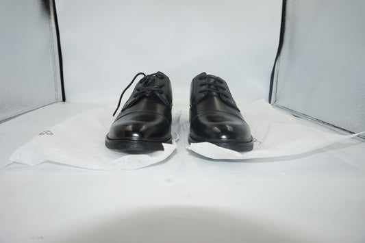 Bruno Marc boys leather cap-toe dress shoes UK size 4