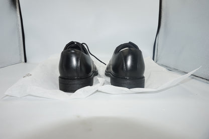 Bruno Marc boys leather cap-toe dress shoes UK size 4