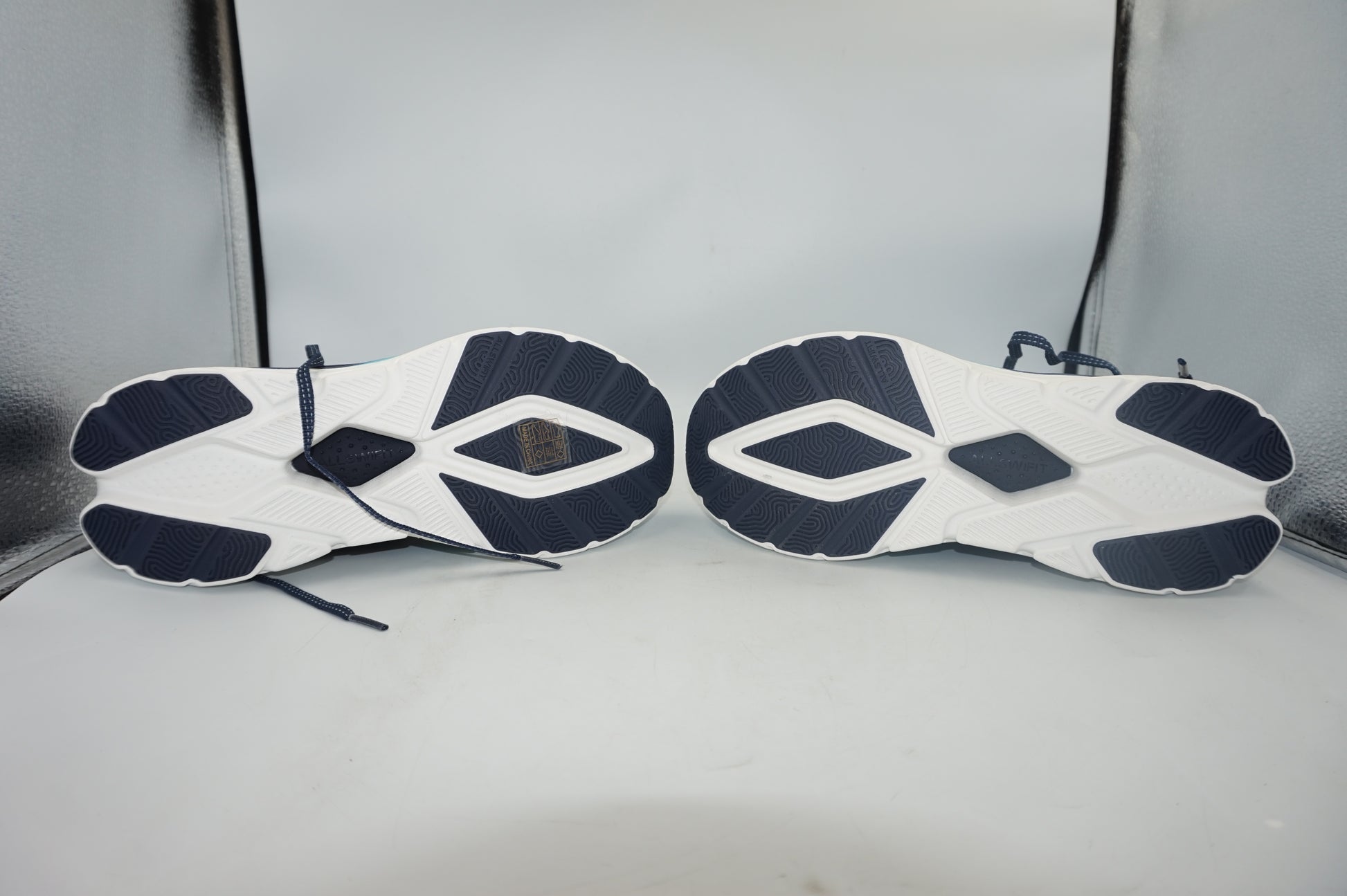 AllSwift Women's mesh athlete sneakers UK size 8 SARR009W