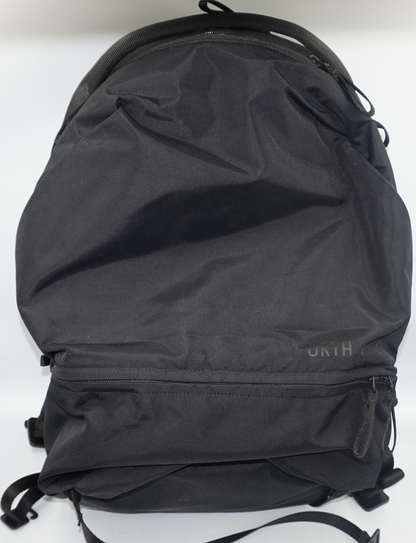 URTH arkose backpack 20L-BLACK