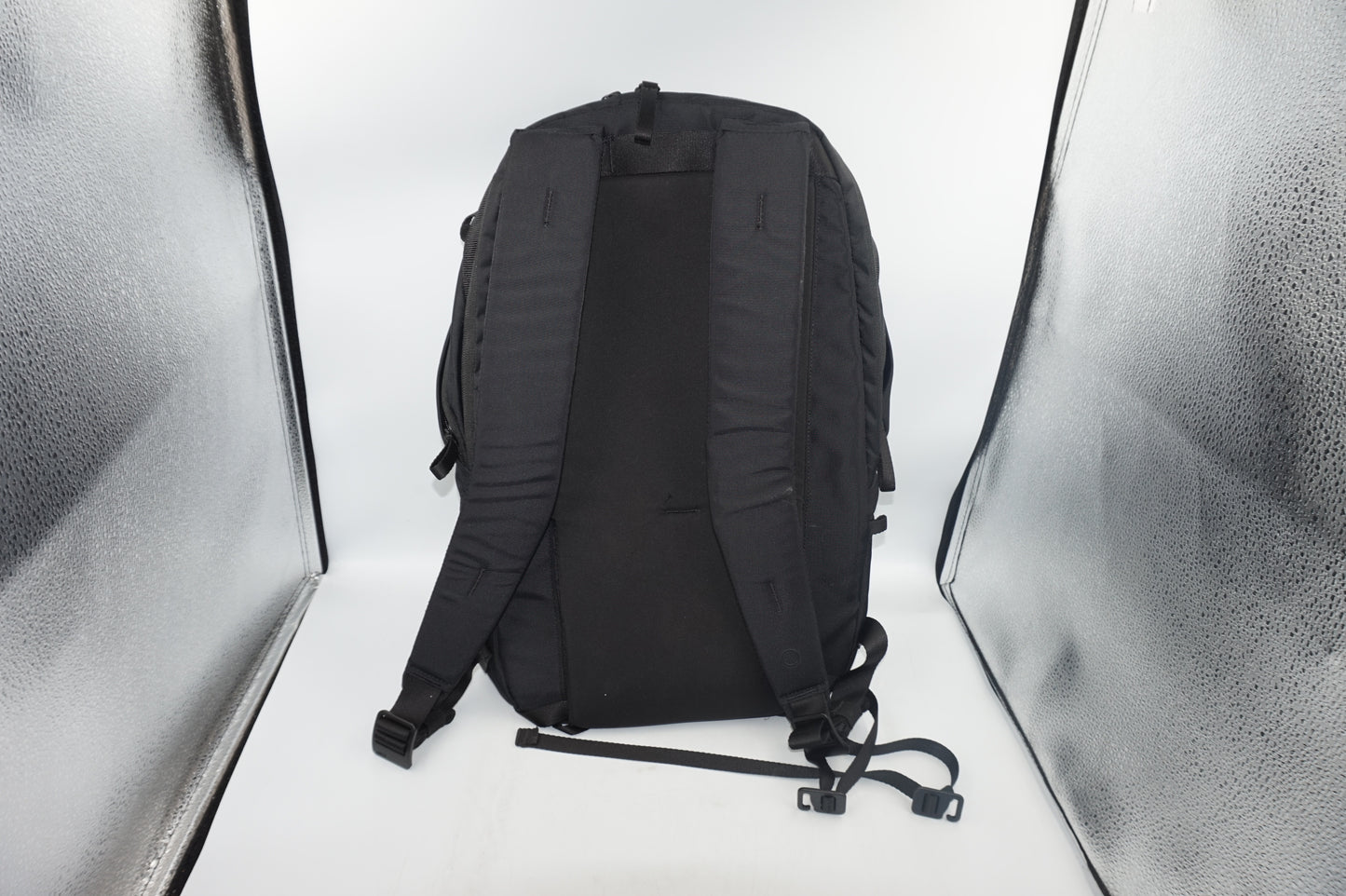 URTH arkose backpack 20L-BLACK